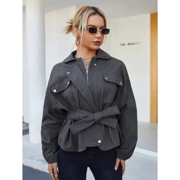 NWT ANTHROPOLOGIE PUFF SLEEVED UTILITY JACKET IN DARK GREY - Picture 4 of 5